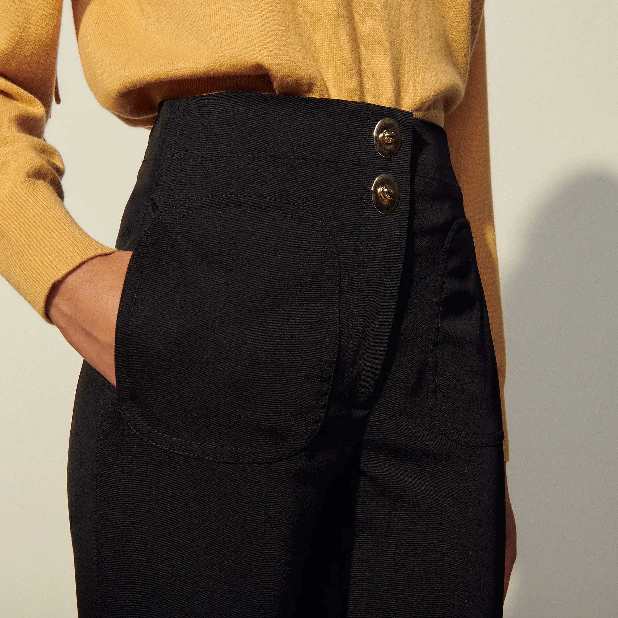 Pantalon coupe flare